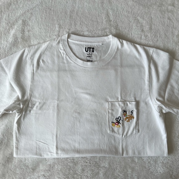 UNIQLO MEN MICKEY ART UT GRAPHIC T-SHIRT - Picture 4 of 5